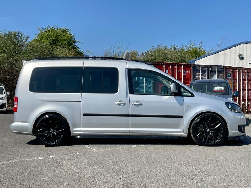 VOLKSWAGEN CADDY