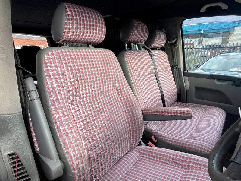 VOLKSWAGEN TRANSPORTER