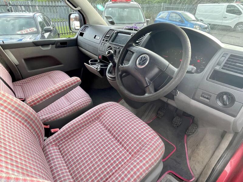VOLKSWAGEN TRANSPORTER