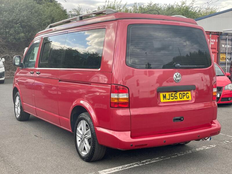 VOLKSWAGEN TRANSPORTER
