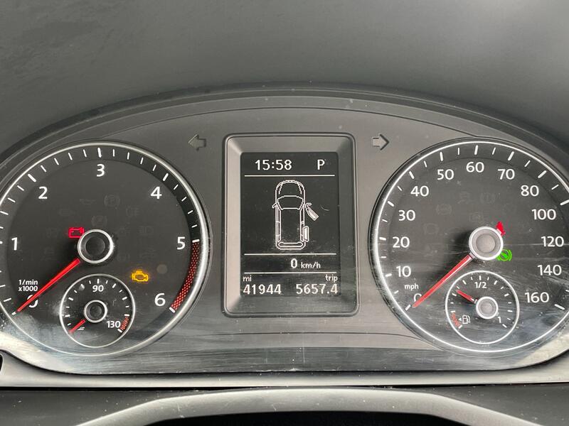 VOLKSWAGEN CADDY